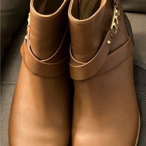 Michael Kors Size 8 Brown Leather Ankle Boots